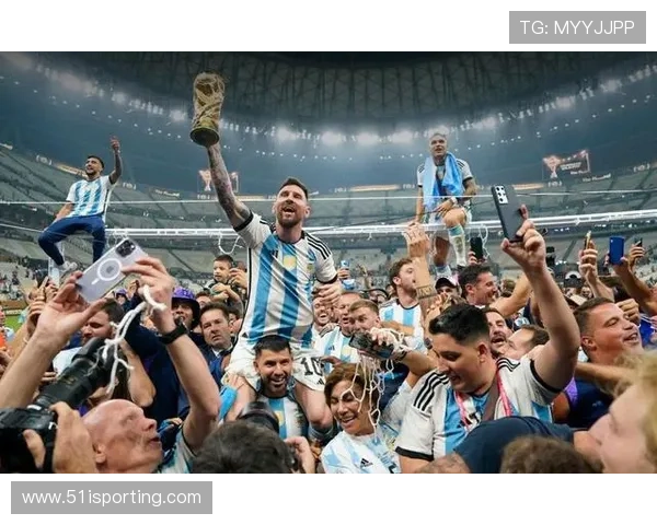 全球足球明星风采大揭秘精彩瞬间与成就一览